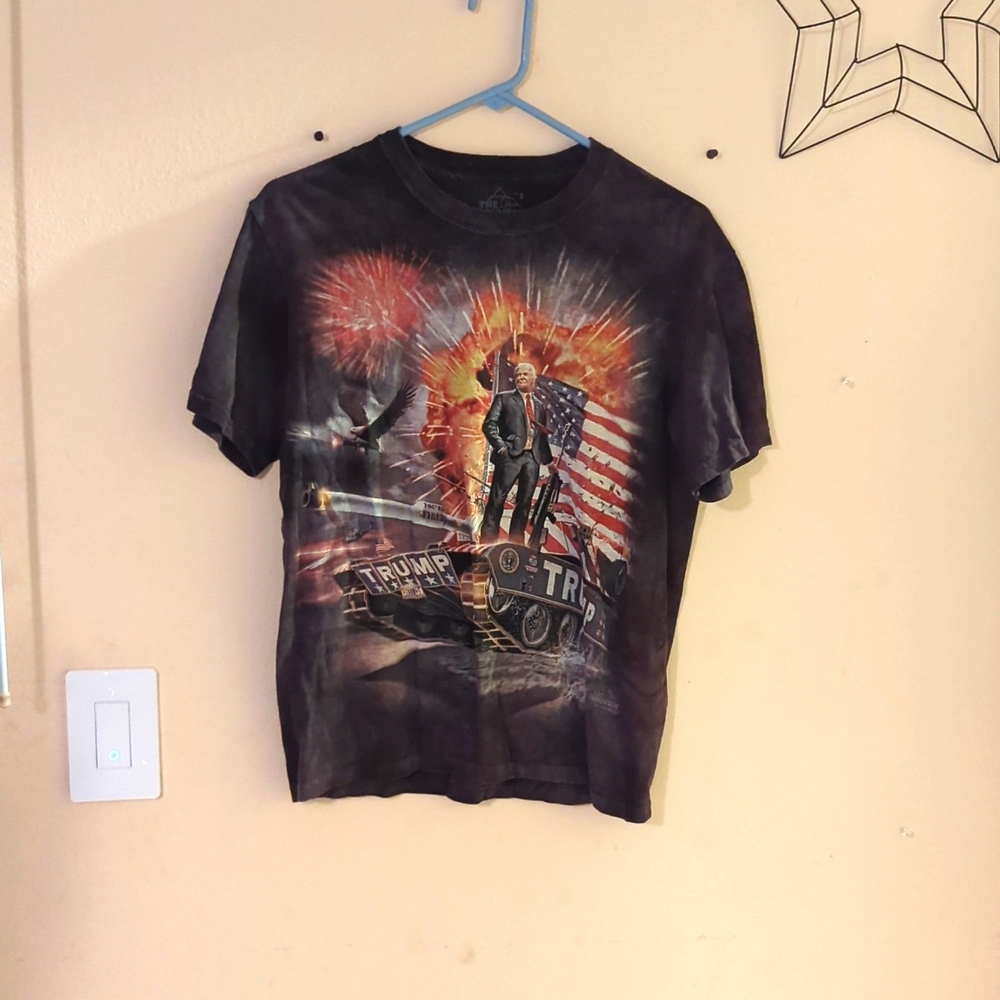 Trump tank shirt SM